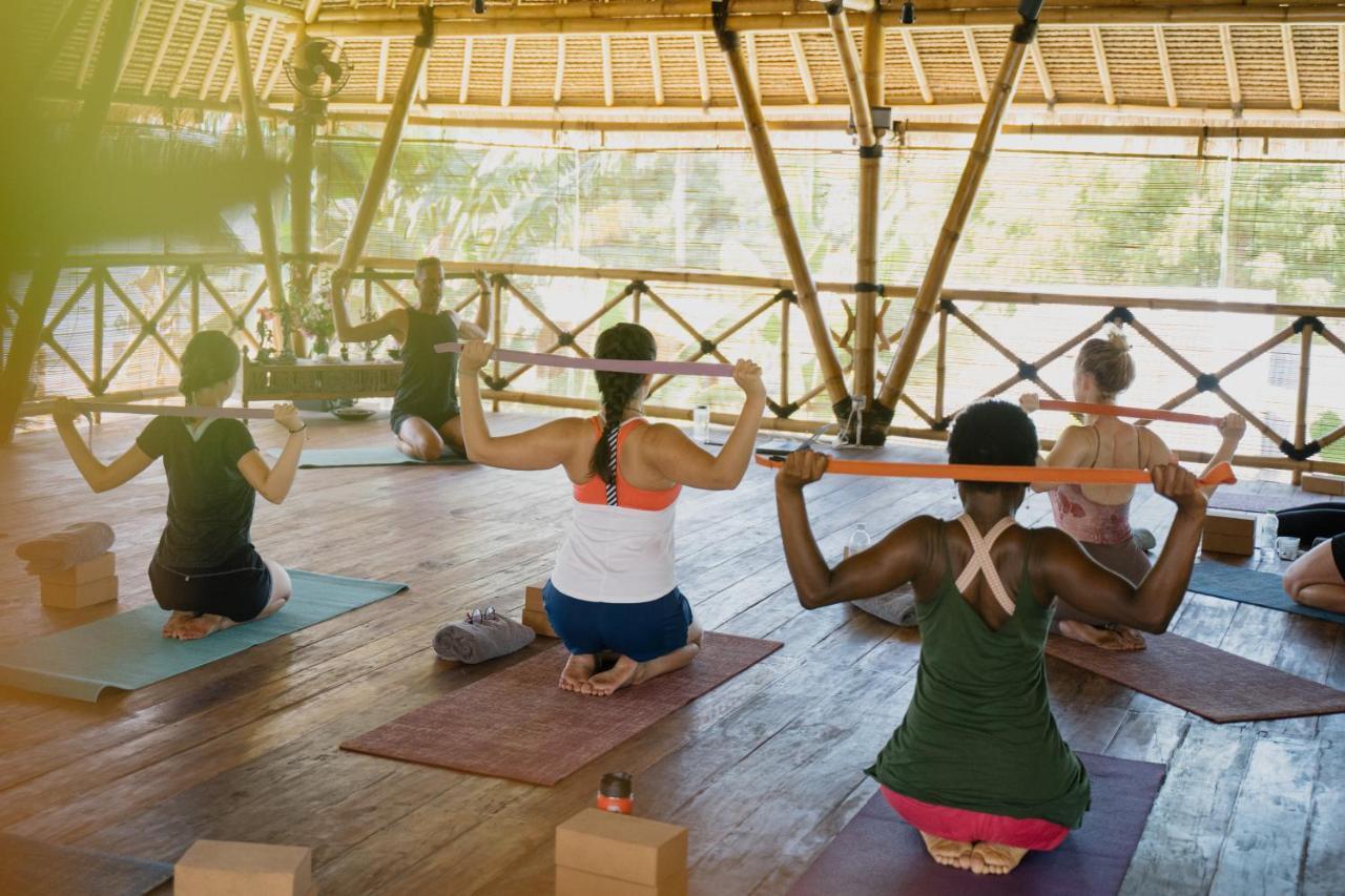 Flowers & Fire Yoga Garden Gili Air Eksteriør billede